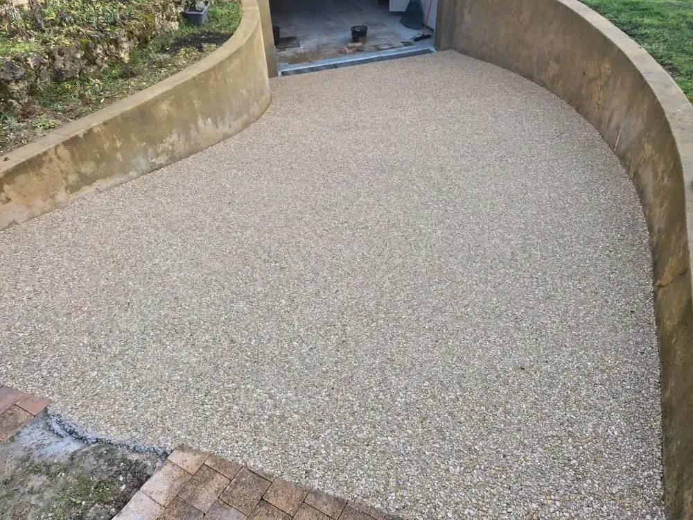 allée bétonnée