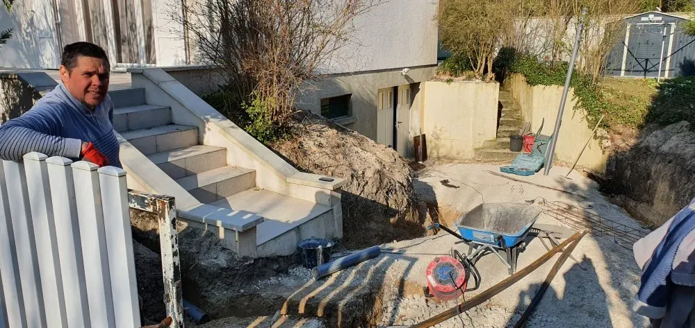 Rénovation d'une cour avec Création de puisards chez un particulier près de Troyes (4)