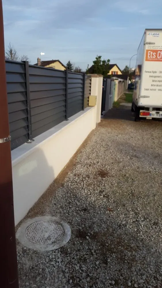 Pose d'un crépis dans une maison individuelle près de Troyes (2)
